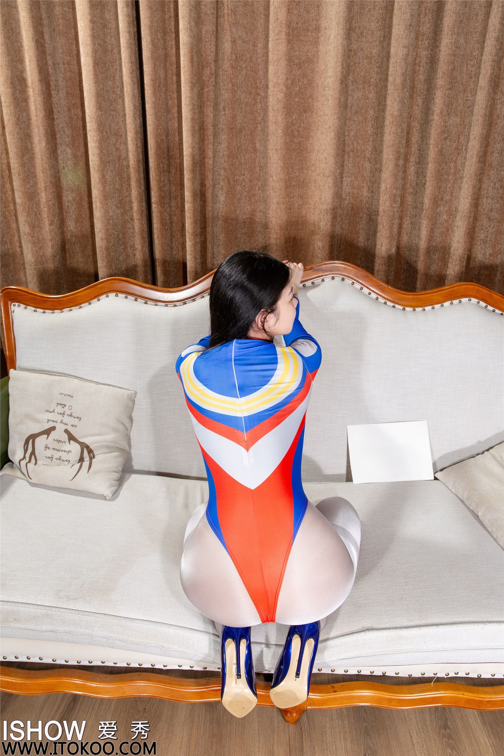 ISHOW爱秀 2024-06-22 NO.421 林沐沐Liny